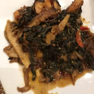 E5. Burmese Sour Leaf with Prawn