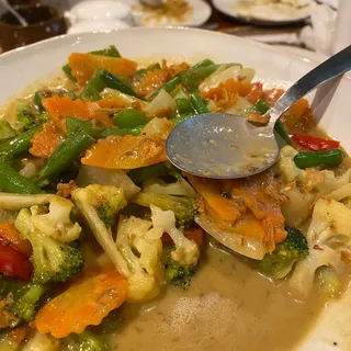 V2. Coconut Vegetable Curry