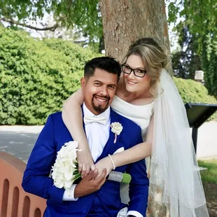 Amazing Photo of the Bride and Groom