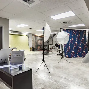 Our new Photography studio room featuring offer 20 backdrops.