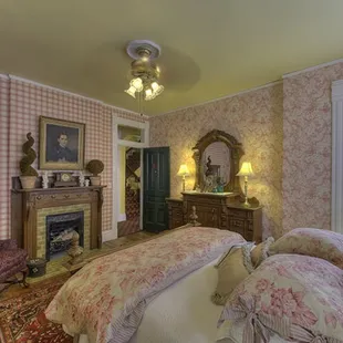 &quot;Emelines Suite&quot;  Another view
