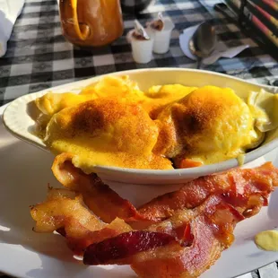 No carb Bennie with bacon