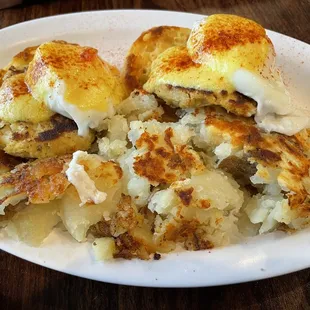 Crab Cake Benedict ($12)