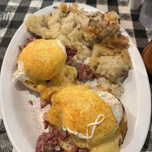 Eggs Benedict