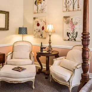 Sitting area of The Penelope Barker Suite. This suite is located close to the guest kitchen and steps from the Grand Front Porch.