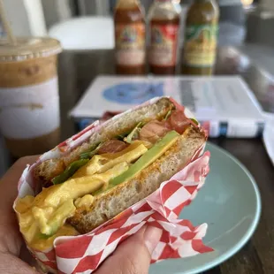 Breakfast sandwich