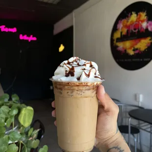drink, dessert