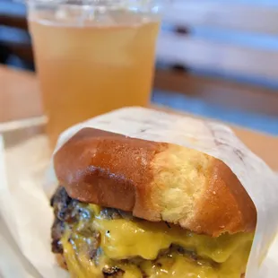 B2 buger and their Arnold Palmer. The burger is excellent. The Arnold Palmer is very light--not sweet.