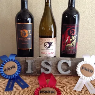Great premium Foothill Wines, all the grapes are hand picked locally and the wines are made right in Tuolumne Co.