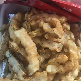 Drive to an empty business. Then called to ask where are they located and they give me a home address to pick up food 10 miles away.