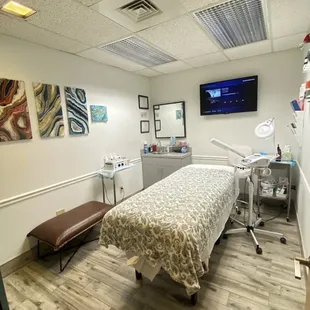 Spa room where we do facials, acupuncture, pain management and permanent make up treatments.