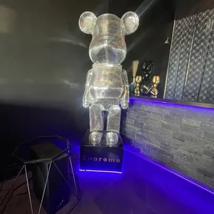 The big sparkly bear that catches ur eye