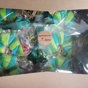 Boxed up Caterpillar Cookies