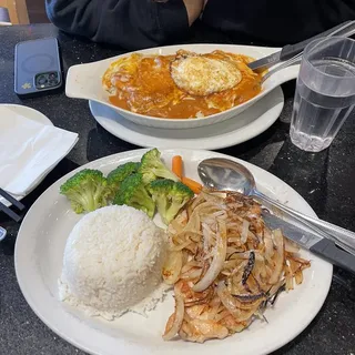 Pan Fried Onion with Chicken Steak or Pork Chop