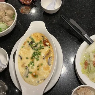 Steamed Chinese Cabbage with Garlic Sauce