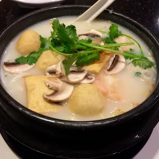 House Special in Fish Broth