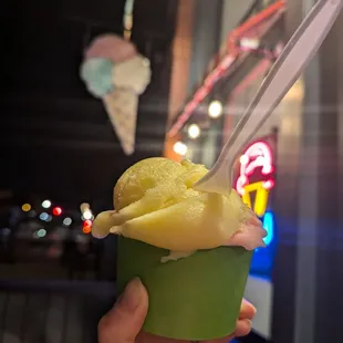 Mango sorbet &amp; strawberry lemonade sorbet