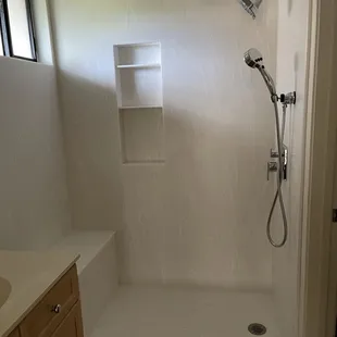 Corian Onyx white with bench and wall caddy