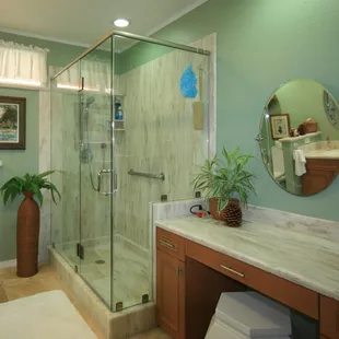 Custom Shower &amp; Countertops