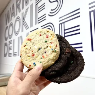 Insomnia Cookies