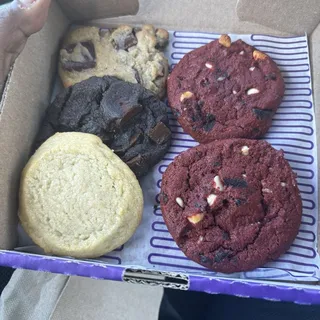 Cupid's Cookies 'N Cream