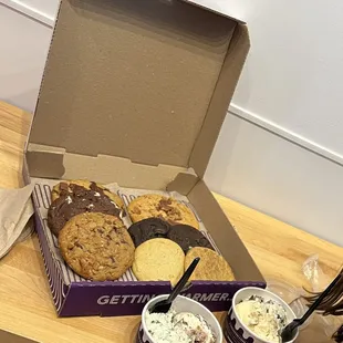 Insomnia Cookies
