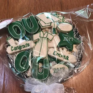 Perfect for graduation and almost, too pretty to eat