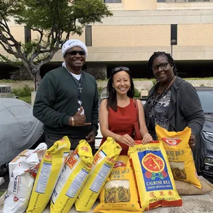 Rice donations from BIG to IHS