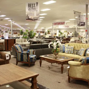 Traditional Master Bedrooms