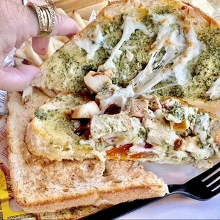 CHICKEN PESTO PANINI