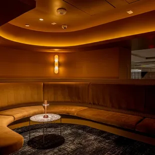 Gold Room is an intimate space for a smaller-scale meeting or a distinctive meal.