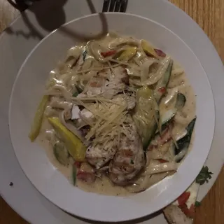 Chicken & Vegetable Pasta