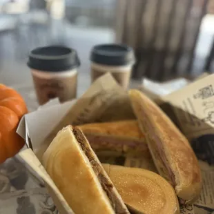 Vejo Shredded Beef Sandwich