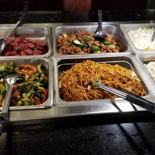 Chicken Broccoli, Lo Mein, Fried Rice, sausage, and rice noddle