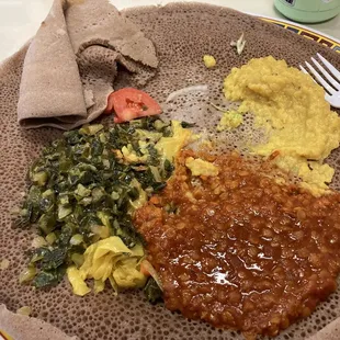Vegetarian injera plate