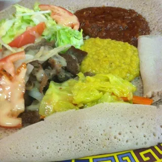 Injera with Gyro Plate