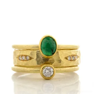 Located in Nob Hill Albuquerque, specializing in bespoke and vintage jewelry.  shopimec.com