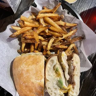 Grilled chicken sandwich w/fries