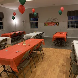 The ParTee room is fantastic and the owners are amazing!