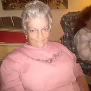 Sandra T.