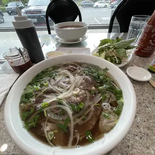 Meatball and brisket pho