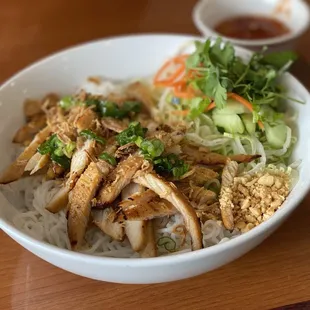 iPho Noodle House