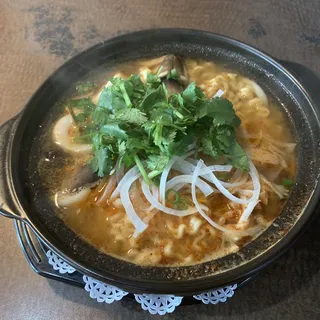 14. Seafood Sweet & Sour Noodle Soup Korean