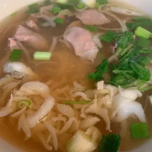 P5. Pho Tai Sach (rare steak &amp; tripe)