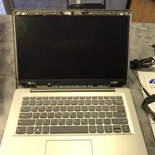 Lenovo Screen Replacement during repair