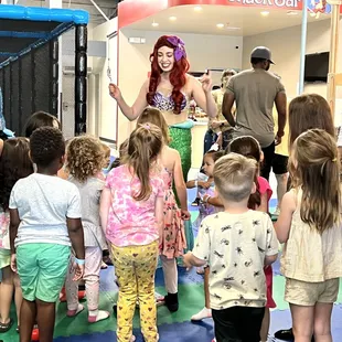 Meet and greet with Ariel