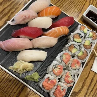 Sushi Deluxe