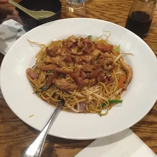Chicken Stir Fried Noodles
