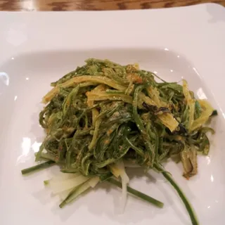 Spicy Seaweed Salad