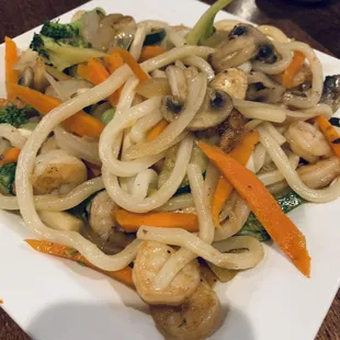 Yaki Udon with shrimp